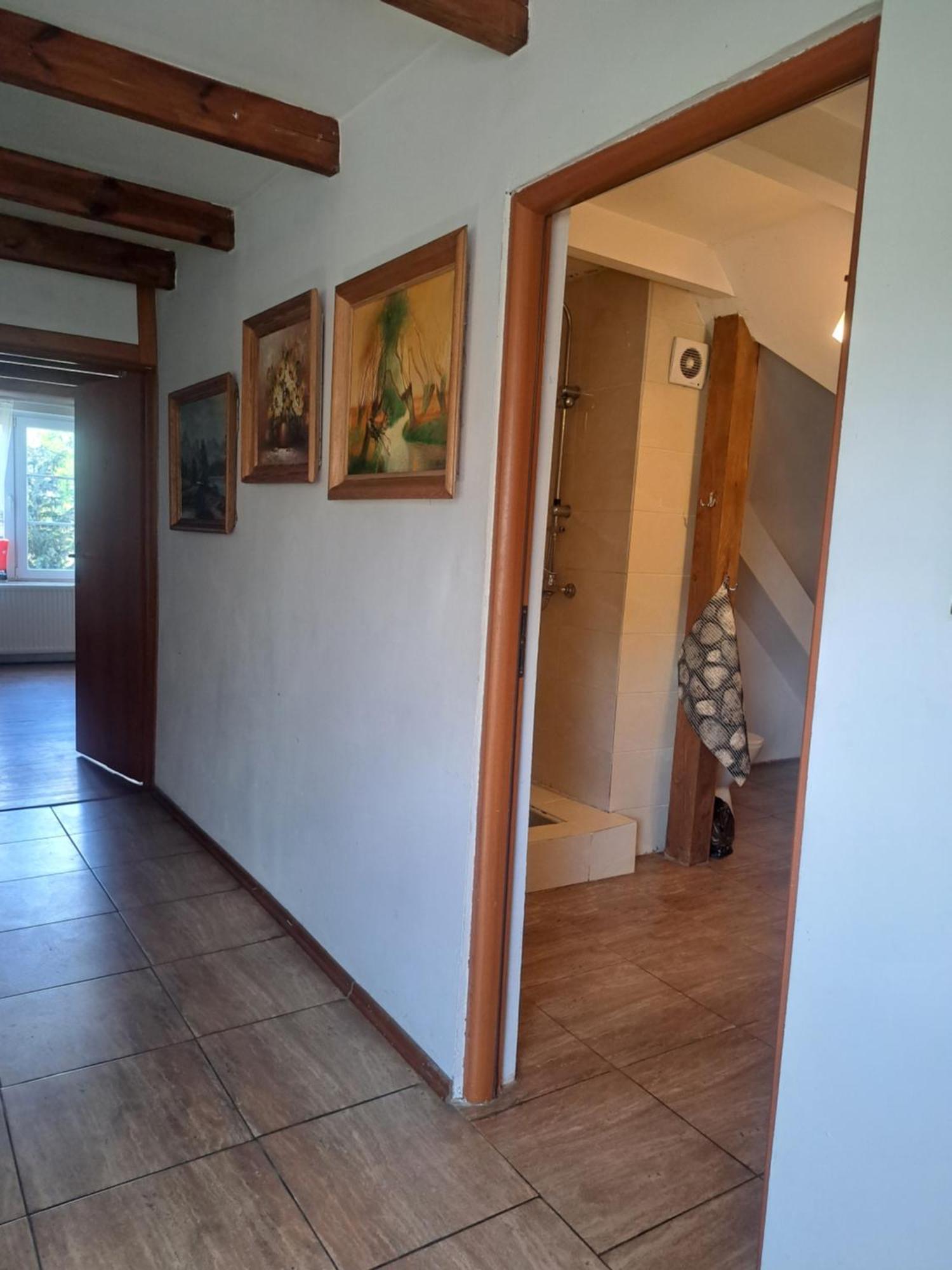 Hostal Bizon Sadowne Exterior foto